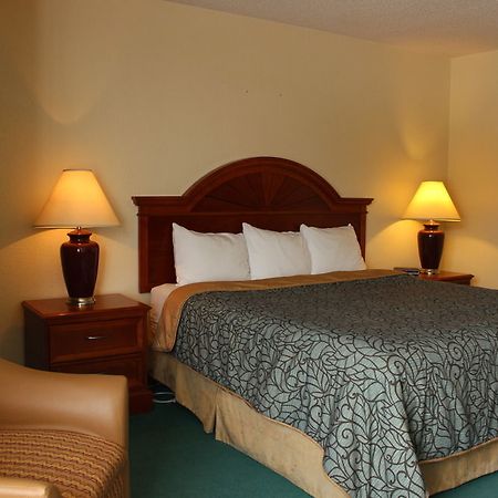 Shawano Four Seasons Resort Eksteriør billede